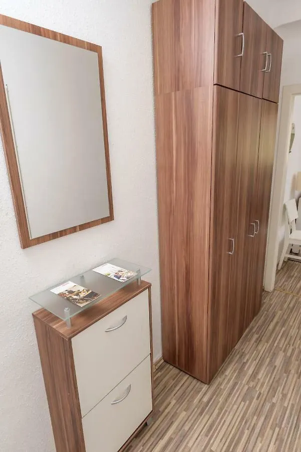 Apartment Ferienwohnung Kriehubergasse by ichbucheAT Wien