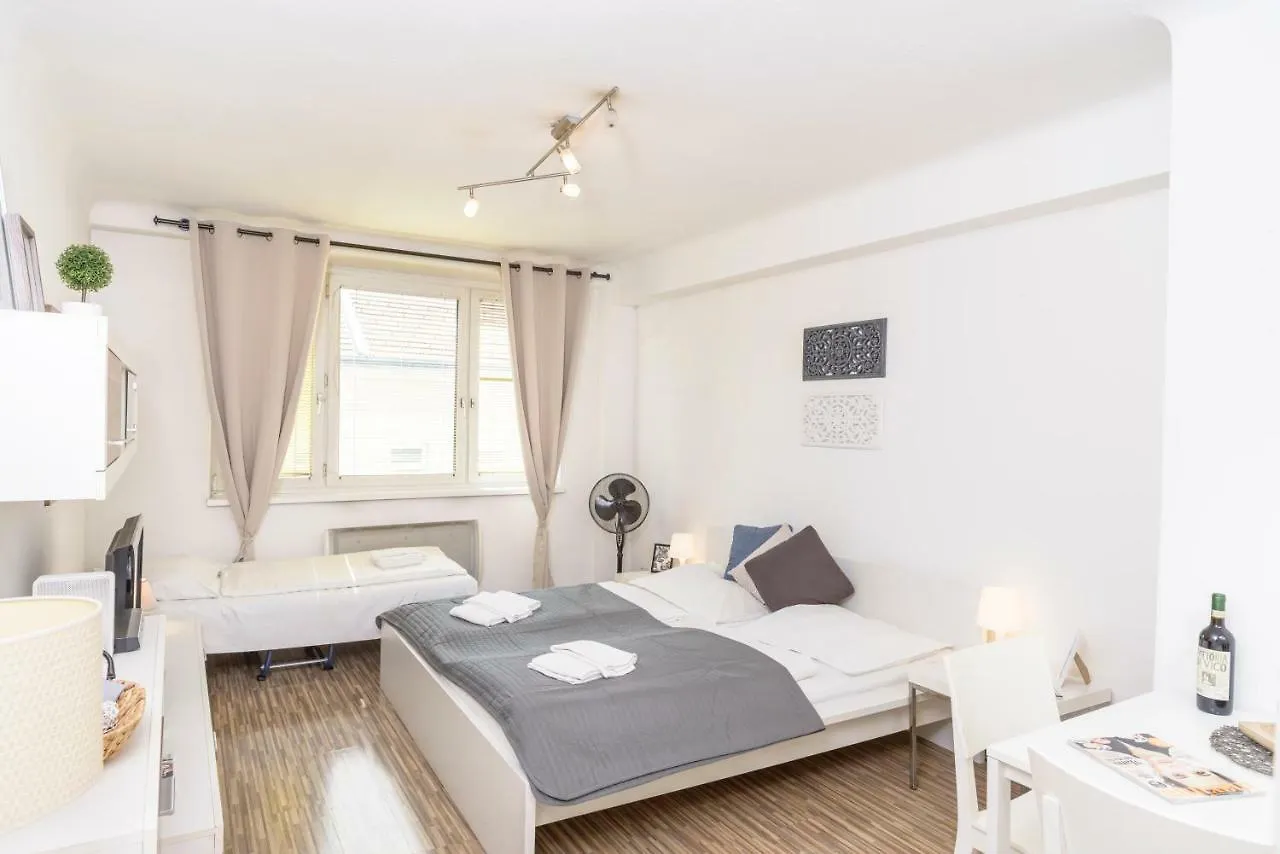 Ferienwohnung Kriehubergasse by ichbucheAT Wien Österreich